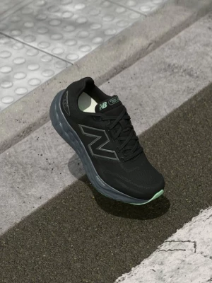 Foto van product Hardloopschoenen voor op de weg New Balance zwart