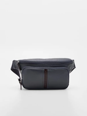 Foto van product Heuptas Piquadro donkerblauw