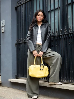 Foto van product Imitatieleren jas BDG Urban Outfitters zwart
