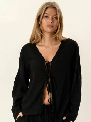 Foto van product ITS MAY Shirt 'Bow' zwart