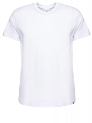 Foto van product IYITO Shirt 'IYAdam' wit