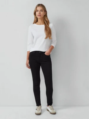 Foto van product Jeans Izabell / Skinny Fit / Halfhoog / Magere pijpen s.Oliver zwart