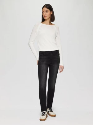 Foto van product Jeans Izabell / skinny fit / mid rise / skinny leg s.Oliver grijs