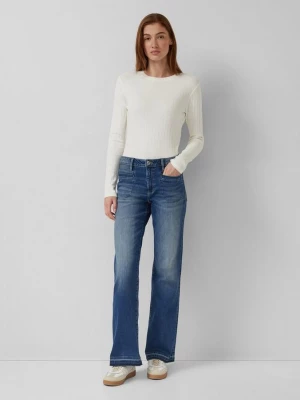 Foto van product Jeans / Normale pasvorm / Halfhoog / Uitlopende pijpen / Gerafelde zoom s.Oliver blauw