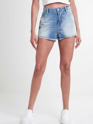 Foto van product Jeansshort Replay lichtblauw