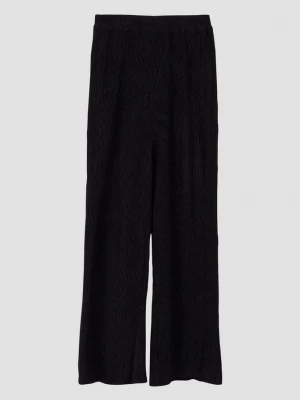Foto van product Joggingbroek met wijde pijpen en fluweelachtige textuur s.Oliver zwart