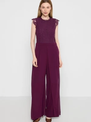 Foto van product Jumpsuit Apart bordeauxrood