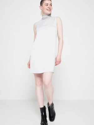 Foto van product Jurk Club Monaco grijs