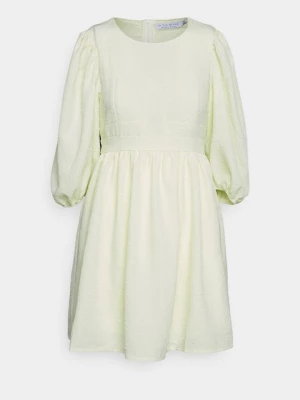 Foto van product Jurk In The Style geel