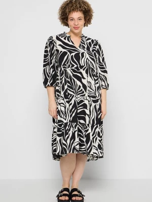Foto van product Jurk ONLY Carmakoma zwart