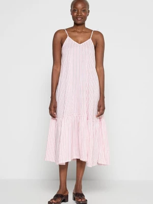Foto van product Jurk Pepe Jeans roze