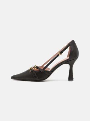 Foto van product Klassieke pumps Coccinelle zwart