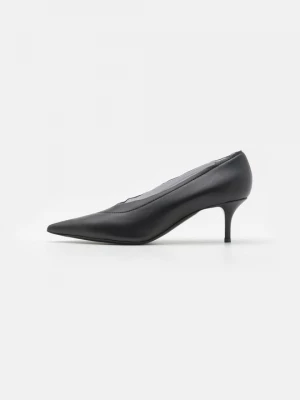 Foto van product Klassieke pumps MOSCHINO zwart