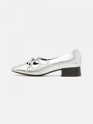 Foto van product Klassieke pumps Nicole Saldana zilverkleurig