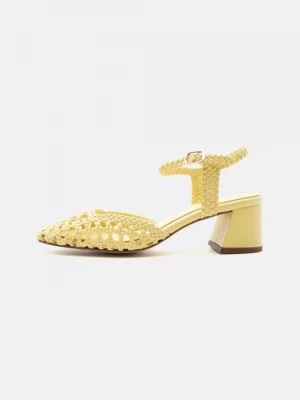 Foto van product Klassieke pumps Souliers Martinez geel