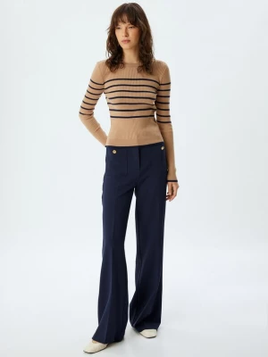 Foto van product Koton Trui navy / cappuccino