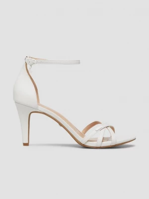 Foto van product Kunstleren sandalen met gesp s.Oliver wit