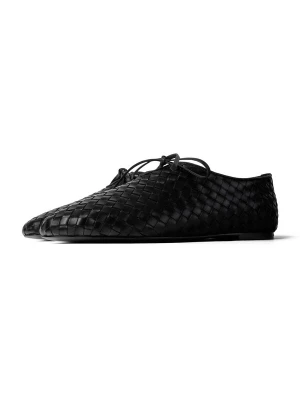 Foto van product L37 HANDMADE SHOES Instappers 'SUNLIGHT ON MY SKIN' zwart