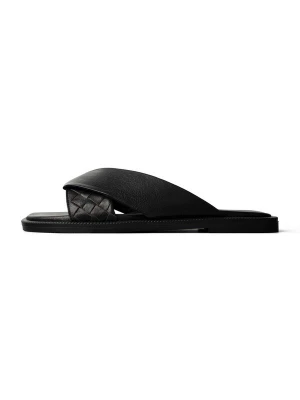 Foto van product L37 HANDMADE SHOES Instappers 'VICTORY' zwart