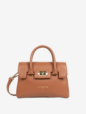 Foto van product LANCASTER Paris Handtas 'Lancaster Sac à main A rabat avec fermoir Mini Milano Cosmos Camel' bruin