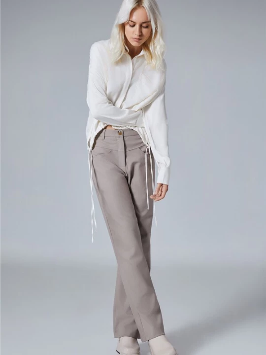Foto van product 4TAILORS Shirt 'Beth' offwhite