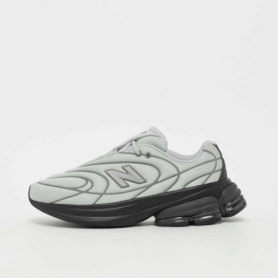 Foto van product 5030 New Balance grijs