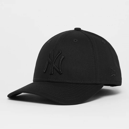 Foto van product 9Forty MLB New York Yankees Essential New Era zwart