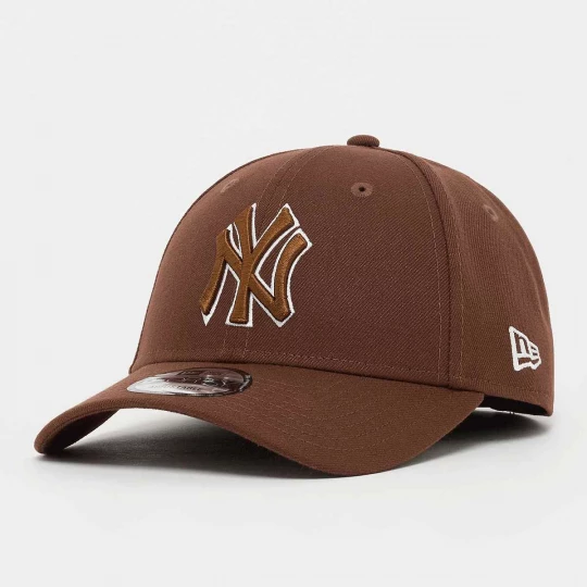 Foto van product 9FORTY New York Yankees Outline New Era bruin