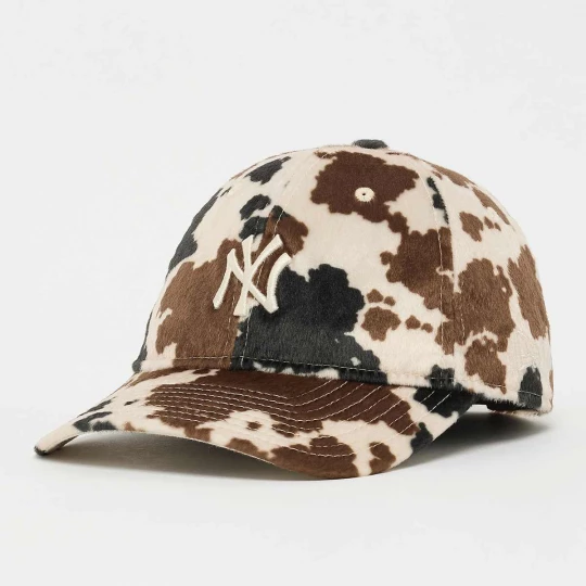 Foto van product 9TWENTY Animal Print MLB New York Yankees New Era bruin