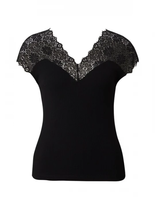 Foto van product ABOUT YOU Shirt 'Camilla' zwart