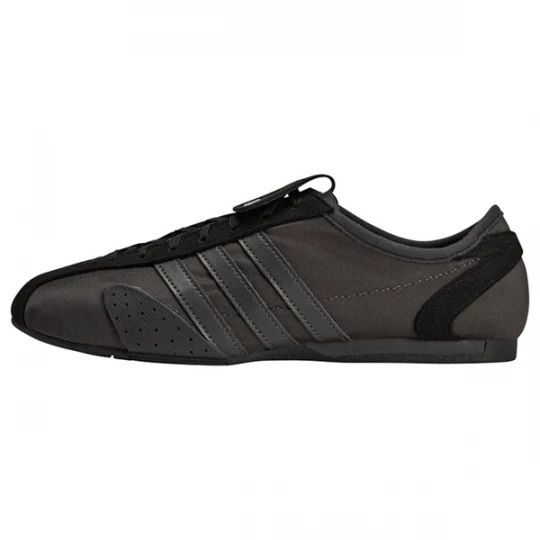 Foto van product ADIDAS BY STELLA MCCARTNEY Sportschoen '76' zwart