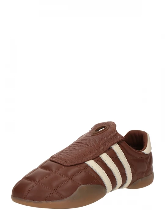 Foto van product ADIDAS ORIGINALS Slip-on 'Taekwondo Mei' ecru / karamel