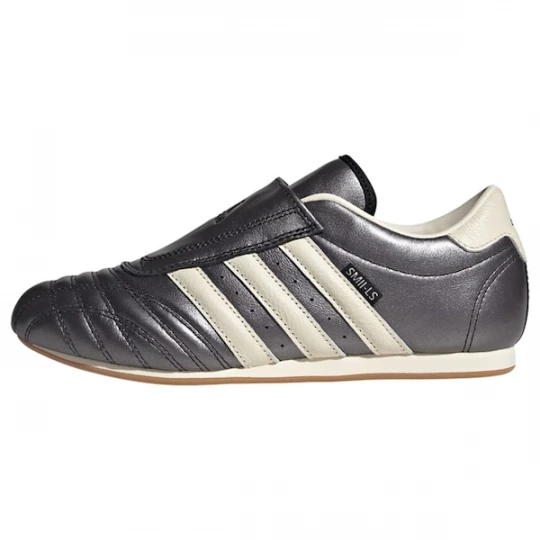 Foto van product ADIDAS ORIGINALS Slip-ons 'Taekwondo' zwart / wit