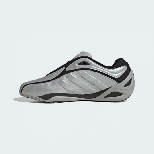 Foto van product ADIDAS ORIGINALS Sneakers laag 'Adiracer GT Mercedes' zwart / zilver