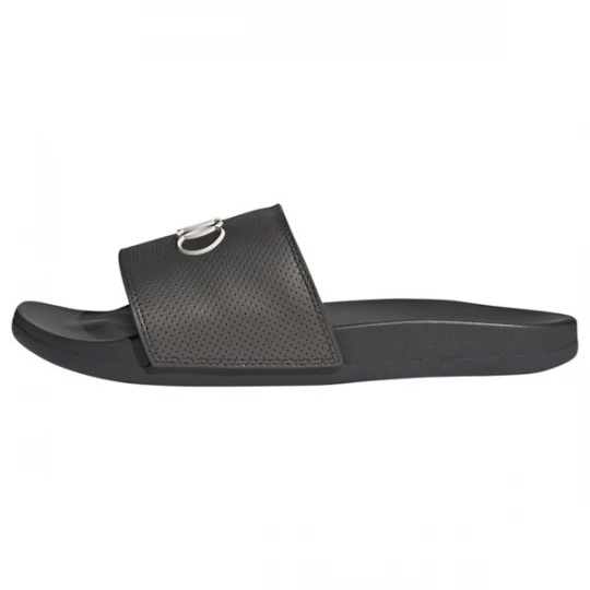 Foto van product ADIDAS PERFORMANCE Strand- / badschoen 'Audi F1 Team Adilette Comfort' zwart / wit