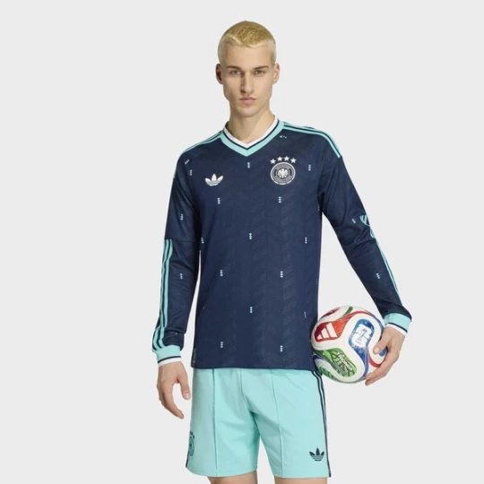 Foto van product ADIDAS PERFORMANCE Tricot 'Deutschland 26 Authentic' navy / turquoise / wit