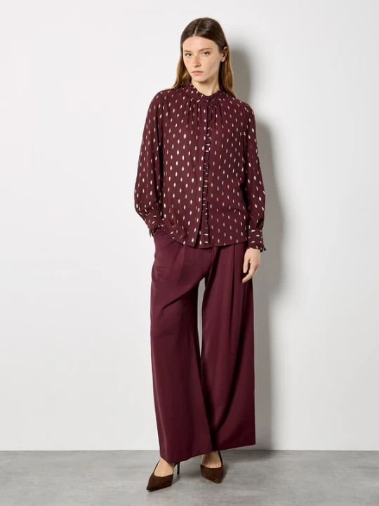 Foto van product Apricot Blouse ' ' bourgogne