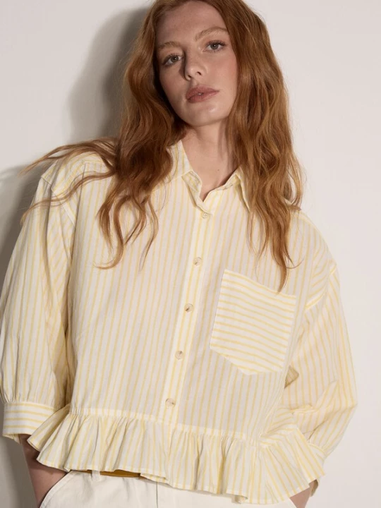 Foto van product Apricot Blouse ' ' geel