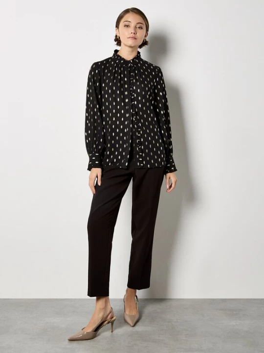 Foto van product Apricot Blouse ' ' zwart