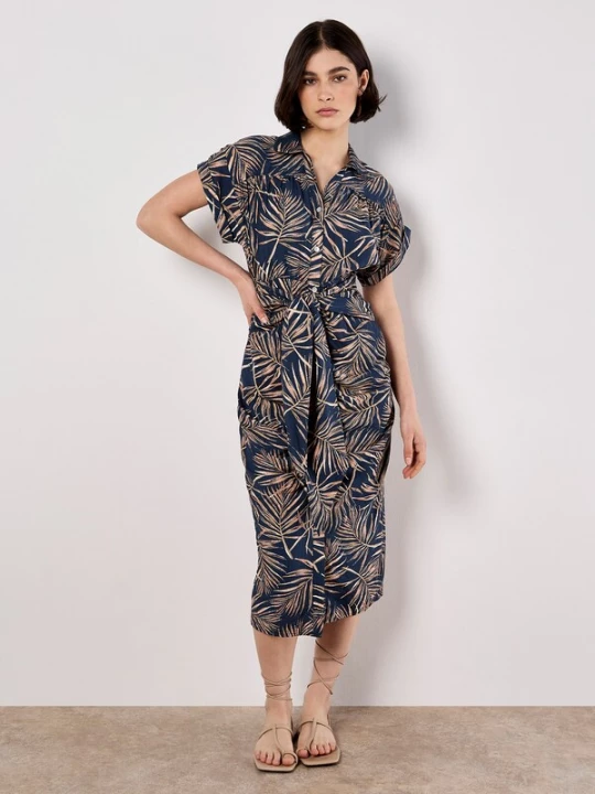 Foto van product Apricot Jurk beige / lichtbeige / navy