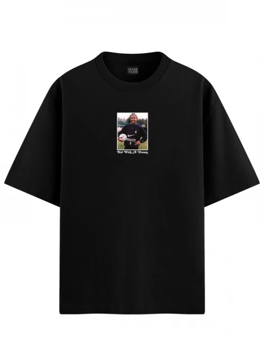 Foto van product ATELIER OF FAITH Shirt 'R9 - KID WITH A DREAM' zwart