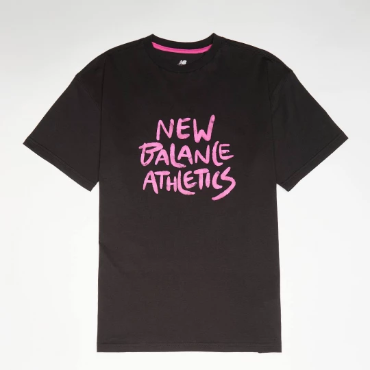 Foto van product Athletics Graffiti Graphic Tee New Balance zwart
