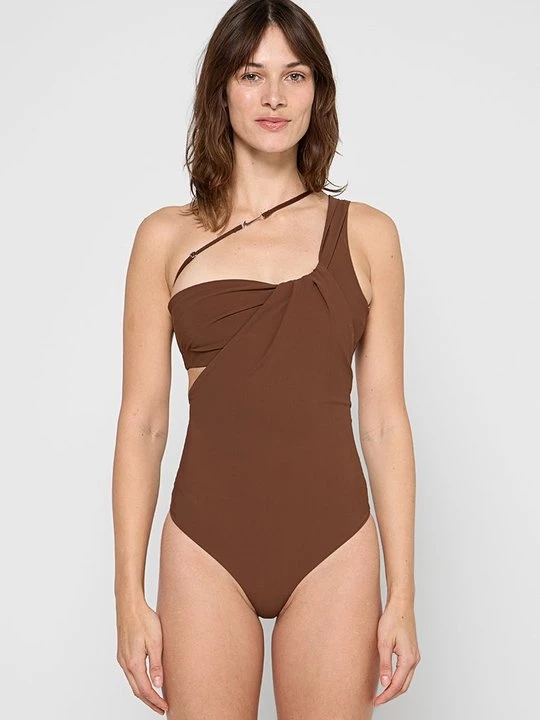 Foto van product Badpak Nike bruin