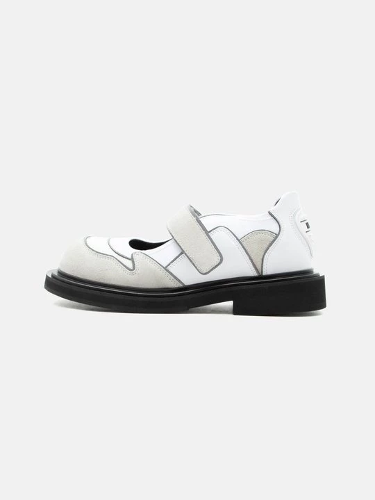 Foto van product Ballerina's met enkelbandjes MOSCHINO wit