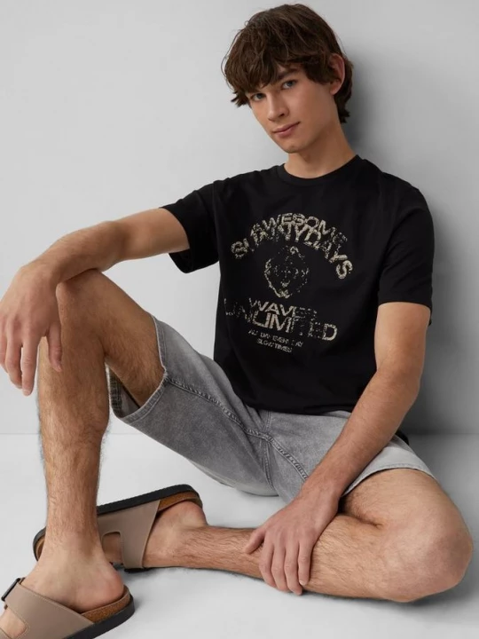 Foto van product Basic T-shirt met print QS zwart