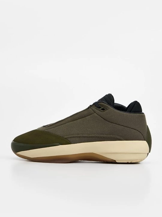 Foto van product Basketbalschoenen Jordan olijfgroen