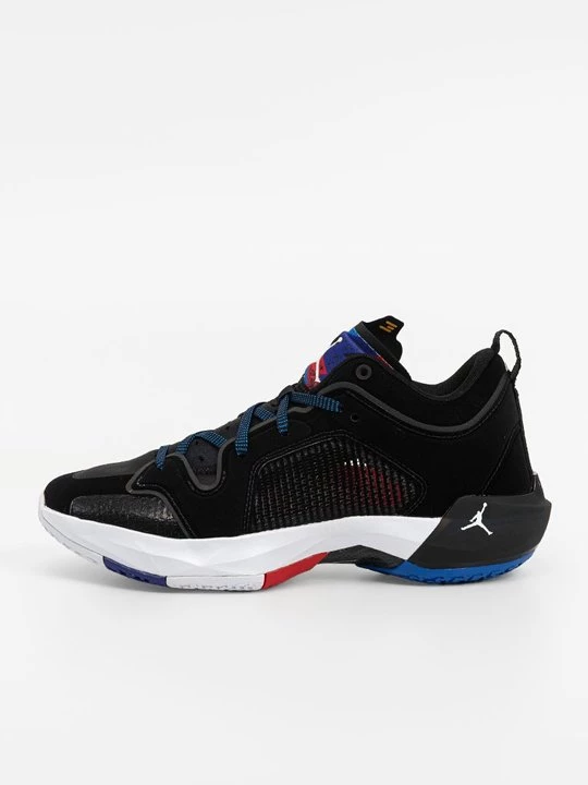 Foto van product Basketbalschoenen Jordan zwart