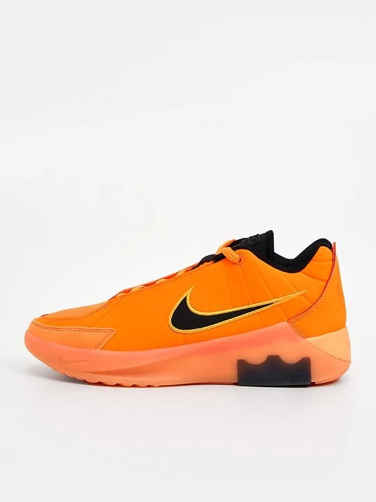 Foto van product Basketbalschoenen Nike oranje