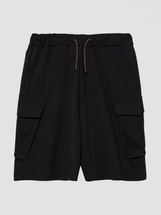 Foto van product Bermuda met cargozakken en een loose fit s.Oliver zwart
