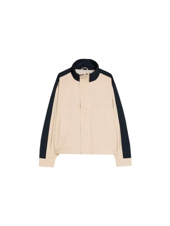 Foto van product Bershka Tussenjas taupe / zwart